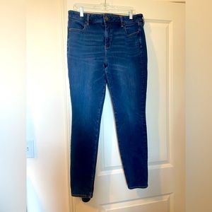 American Eagle skinny jeans. Size 16-long.